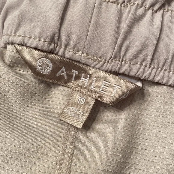 Athleta Skyline Belted Skort EUC - Picture 7 of 8